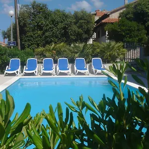 https://villa-laurus-i.hotelinzadar.com